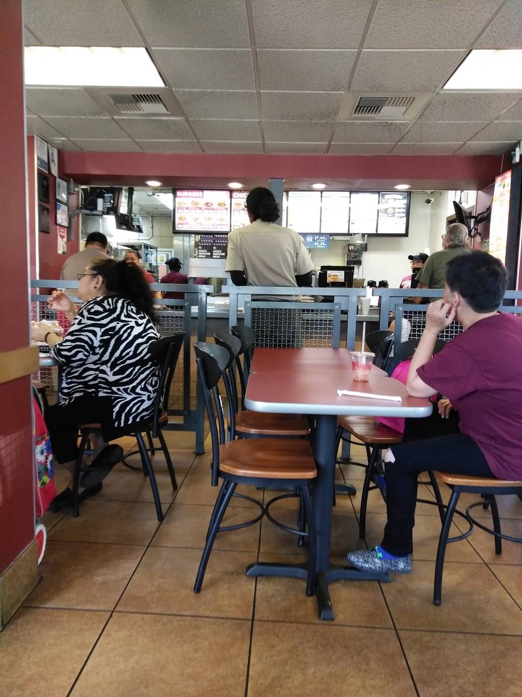 Jack in the Box | restaurant | 2521 Pasadena Ave, Los Angeles, CA 90031, USA | 3232236094 OR +1 323-223-6094