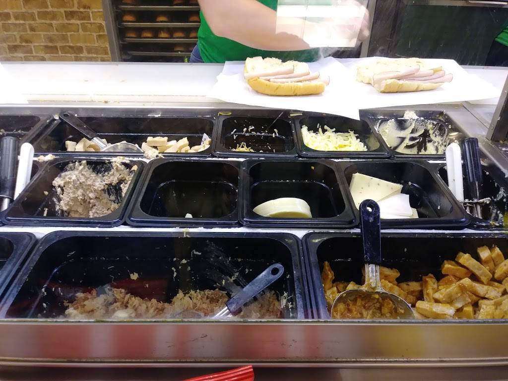 Subway Restaurants | restaurant | 560 US-79, Hutto, TX 78634, USA | 5128462430 OR +1 512-846-2430