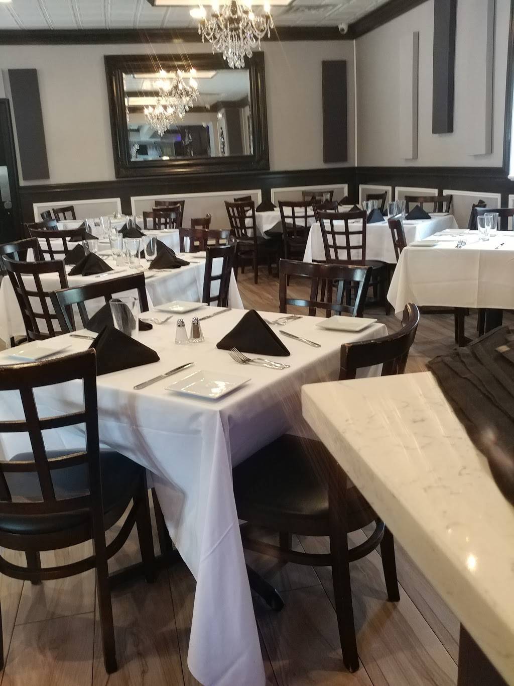 Il Vizio | restaurant | 555 Broadway, Massapequa, NY 11758, USA | 5165410045 OR +1 516-541-0045