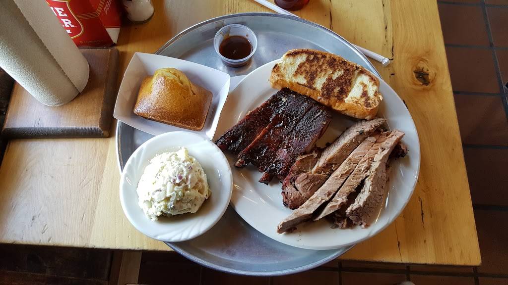 City Barbeque | meal takeaway | 5 E Franklin St, Centerville, OH 45459, USA | 9373121350 OR +1 937-312-1350