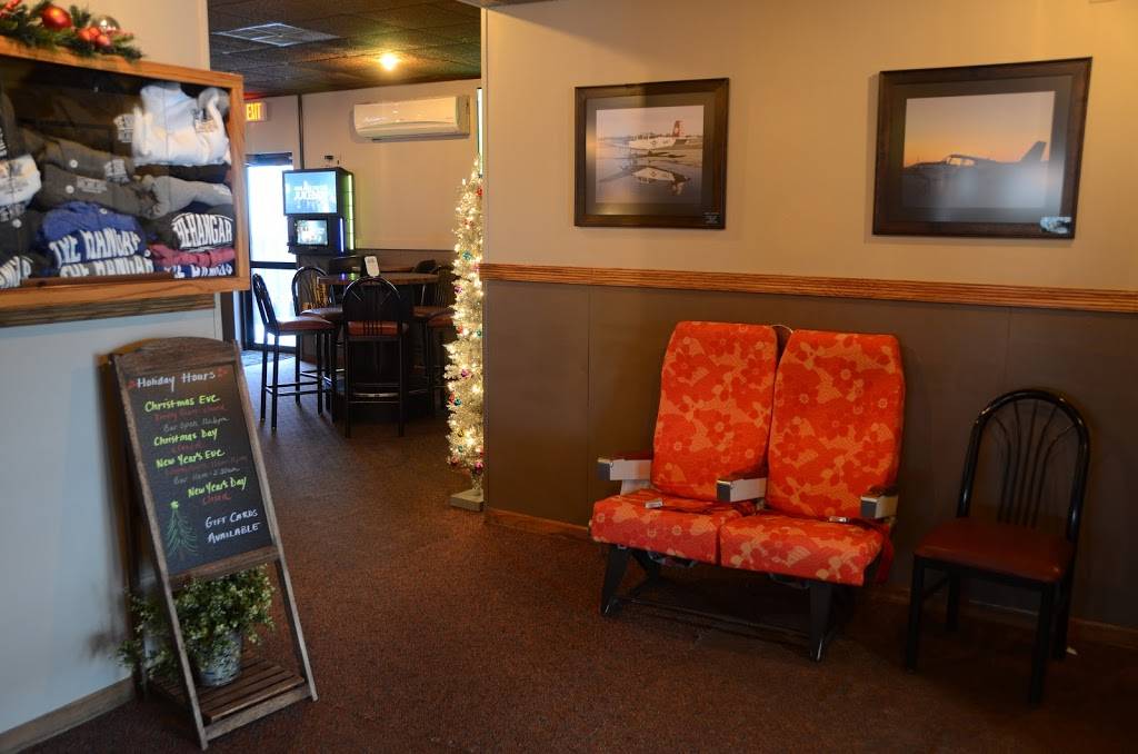 The Hangar Bar and Grill | restaurant | 1485 W 20th Ave, Oshkosh, WI 54902, USA | 9202337430 OR +1 920-233-7430