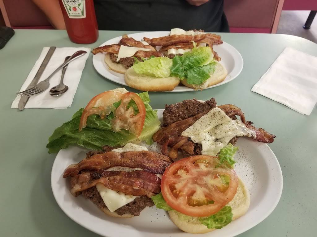 Mayflower Lunch | restaurant | 622 W Broad St, Bethlehem, PA 18018, USA | 6106918111 OR +1 610-691-8111