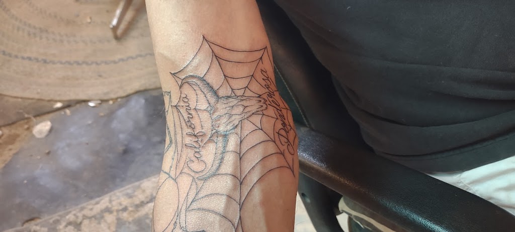 California Ponderosa | night club | Coachella Canal Rd, Calipatria, CA 92233, USA | 7609257724 OR +1 760-925-7724