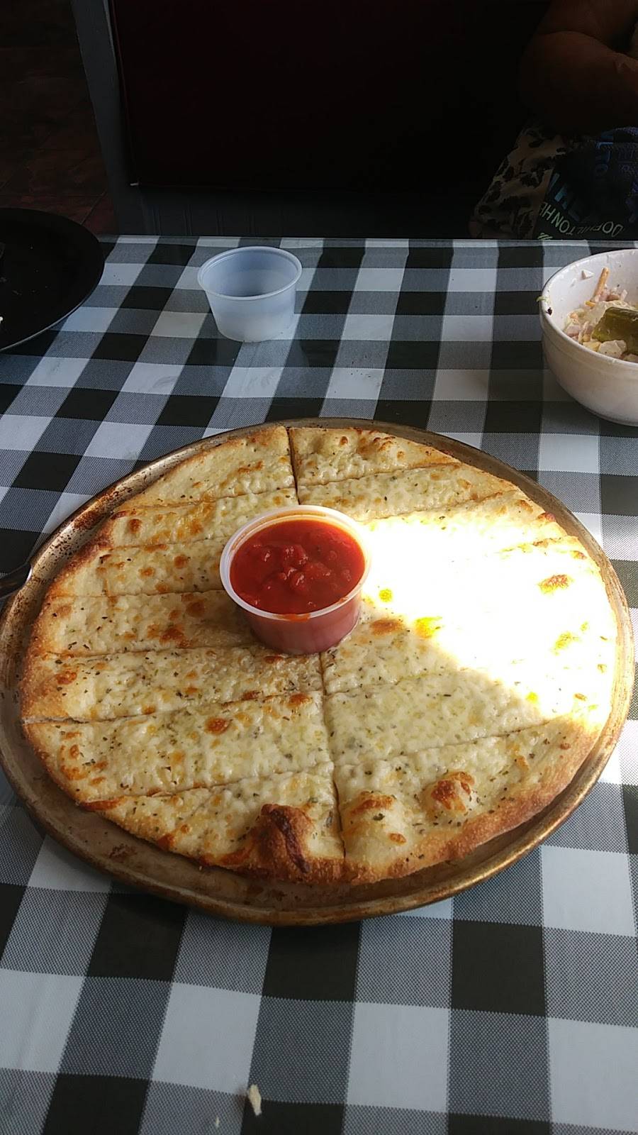 Teammates Pizza | restaurant | 310 W Main St, Mountain City, TN 37683, USA | 4237271022 OR +1 423-727-1022