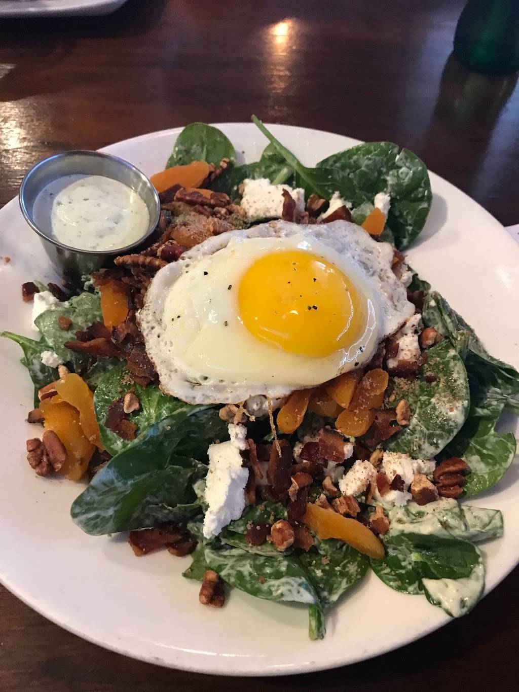 Warrens Ale House | restaurant | 51 Town Square, Wheaton, IL 60189, USA | 6304625126 OR +1 630-462-5126