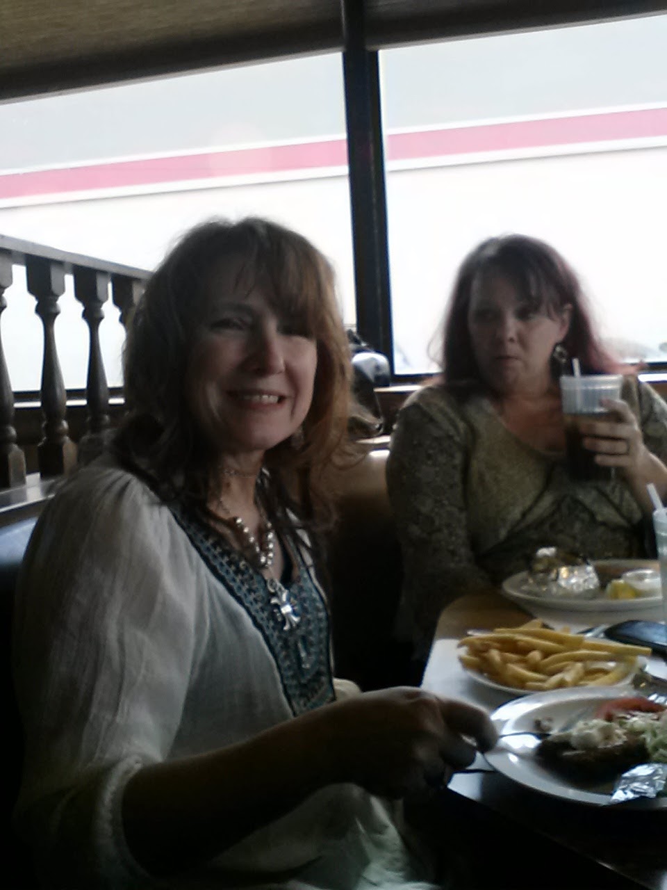 K Cs Family Restaurant | restaurant | 1430 N Minnesota Ave, Sioux Falls, SD 57104, USA | 6053389713 OR +1 605-338-9713