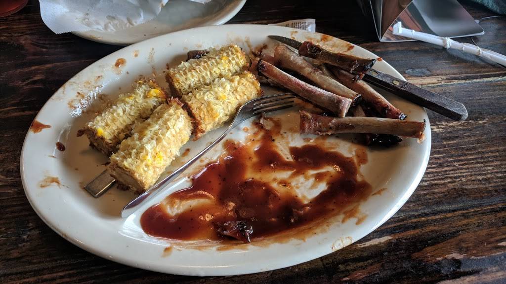 Sticky Fingers Ribhouse- BBQ Charleston | restaurant | 1200 N Main St, Summerville, SC 29483, USA | 8438717427 OR +1 843-871-7427