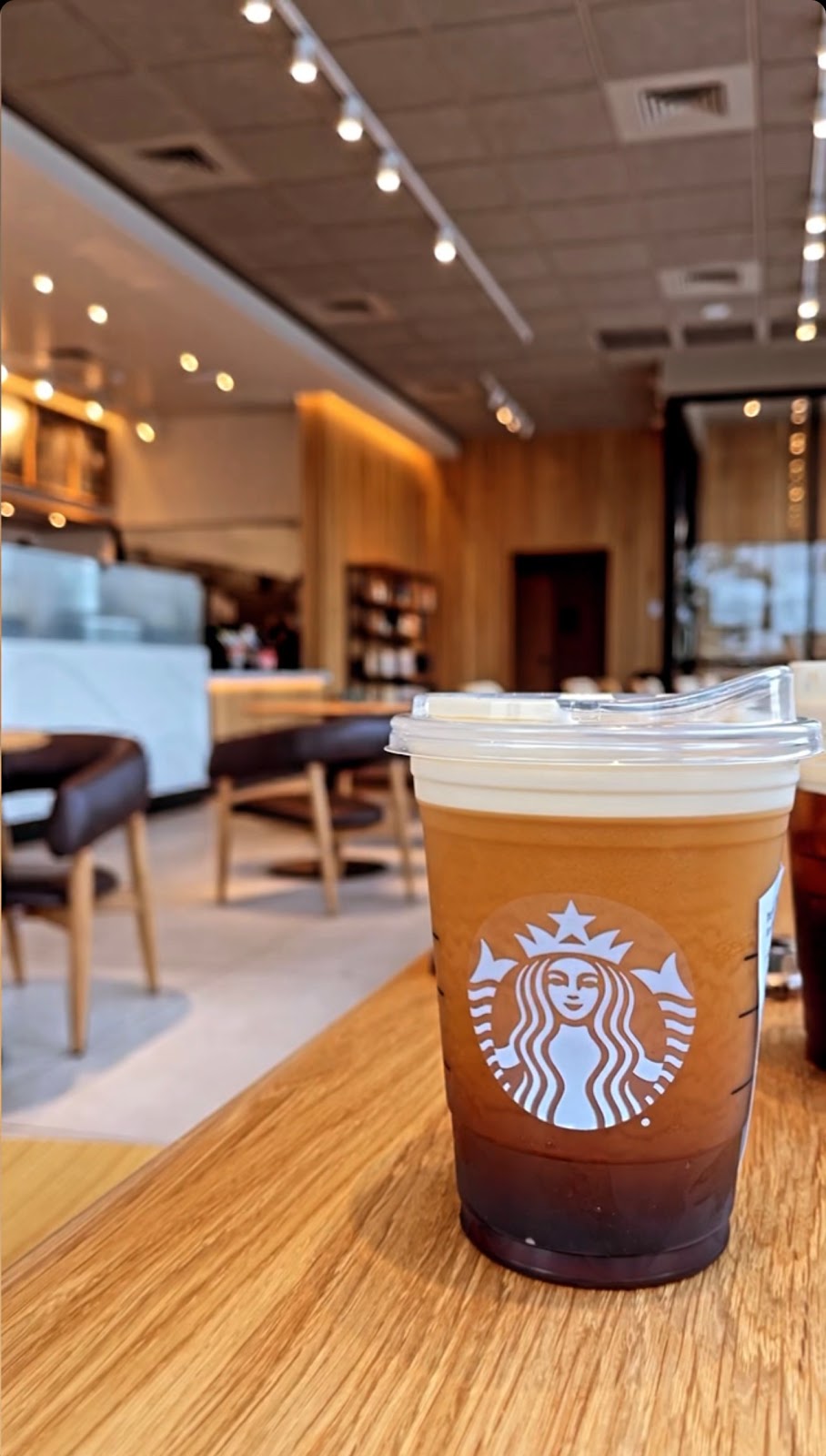 Starbucks | cafe | 3005 Fairfield Ln, Ottawa, IL 61350, USA | 8888888888 OR +1 888-888-8888