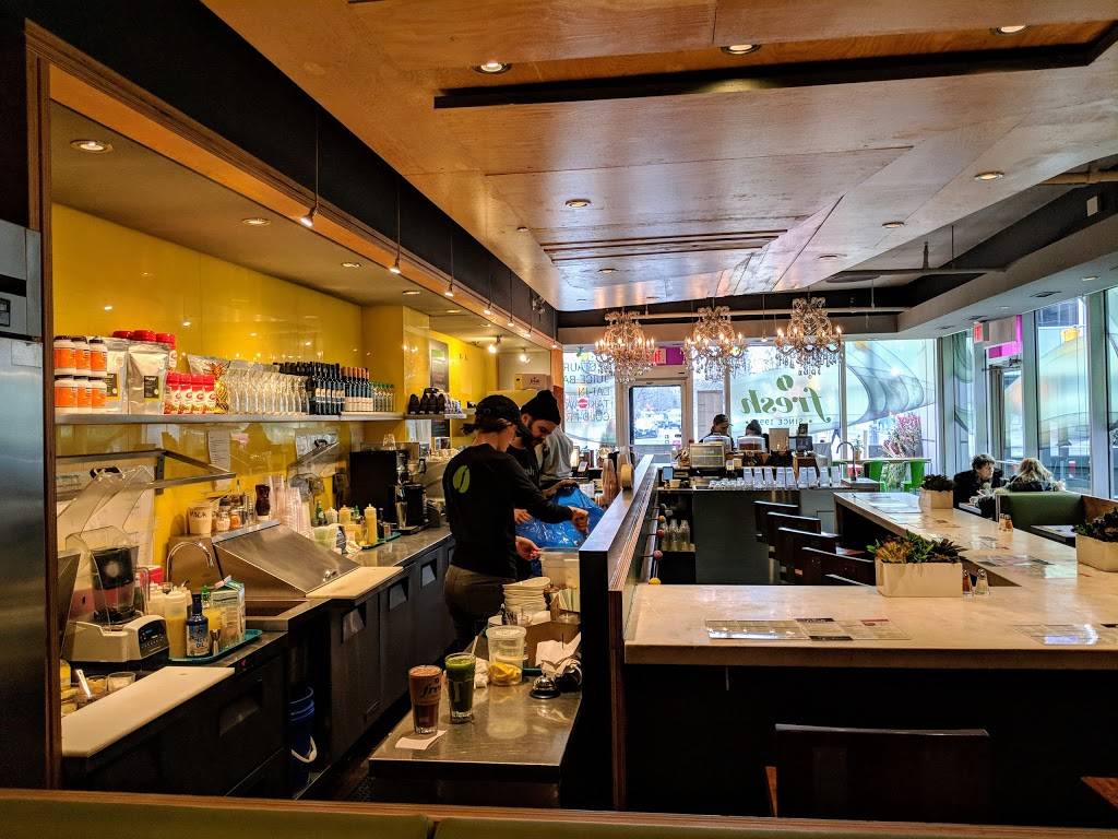 Fresh on Eglinton | restaurant | 90 Eglinton Ave E, Toronto, ON M4P 1A6, Canada | 4165994442 OR +1 416-599-4442