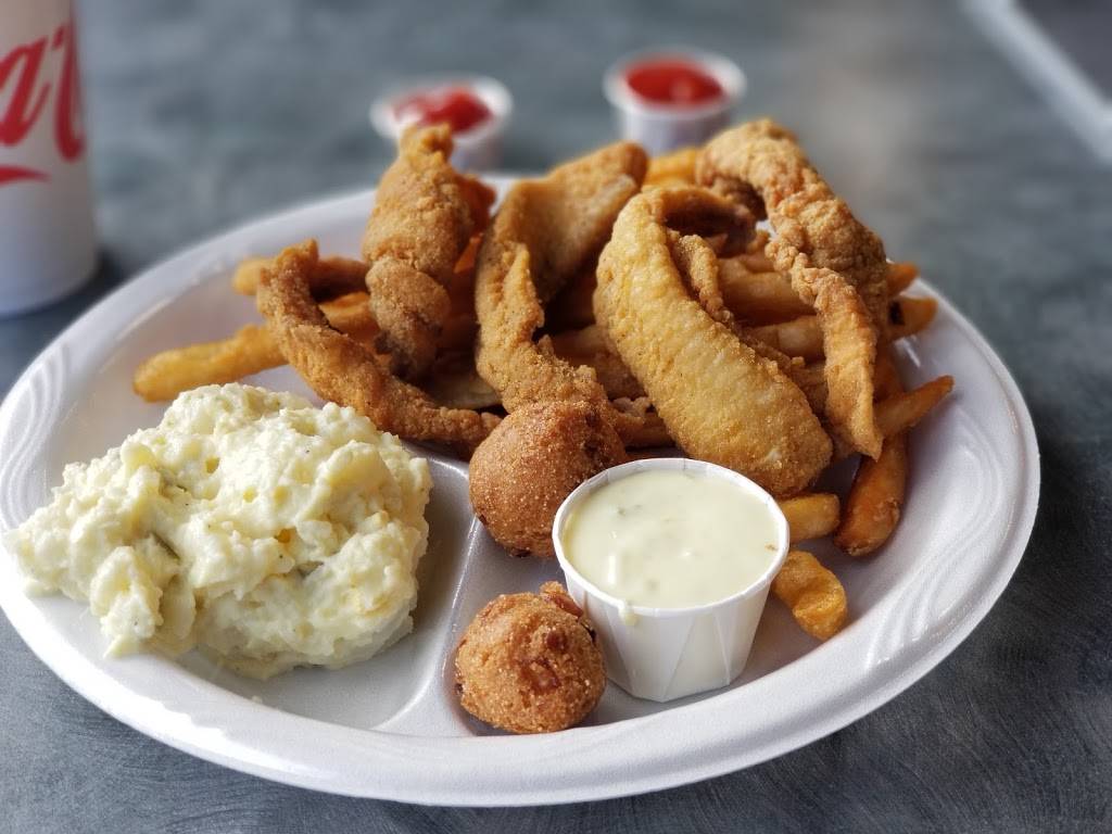 Mr Whiskers Fish & Grill | restaurant | 2100 Veterans Blvd, McComb, MS 39648, USA | 6016844646 OR +1 601-684-4646