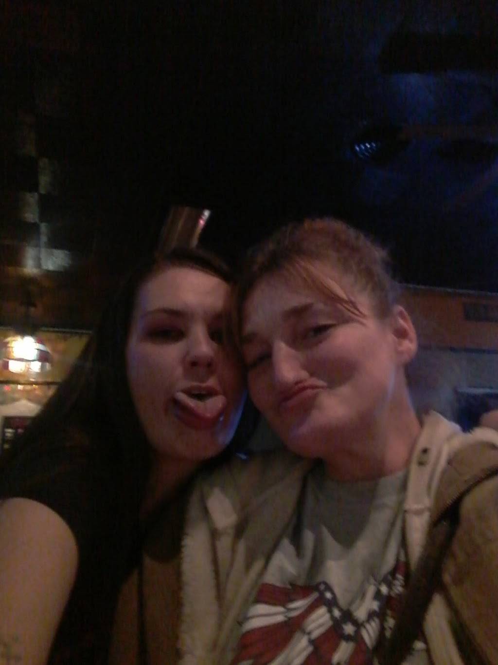 Carols Cafe | restaurant | 840 Monongahela Ave, Glassport, PA 15045, USA | 4126789058 OR +1 412-678-9058