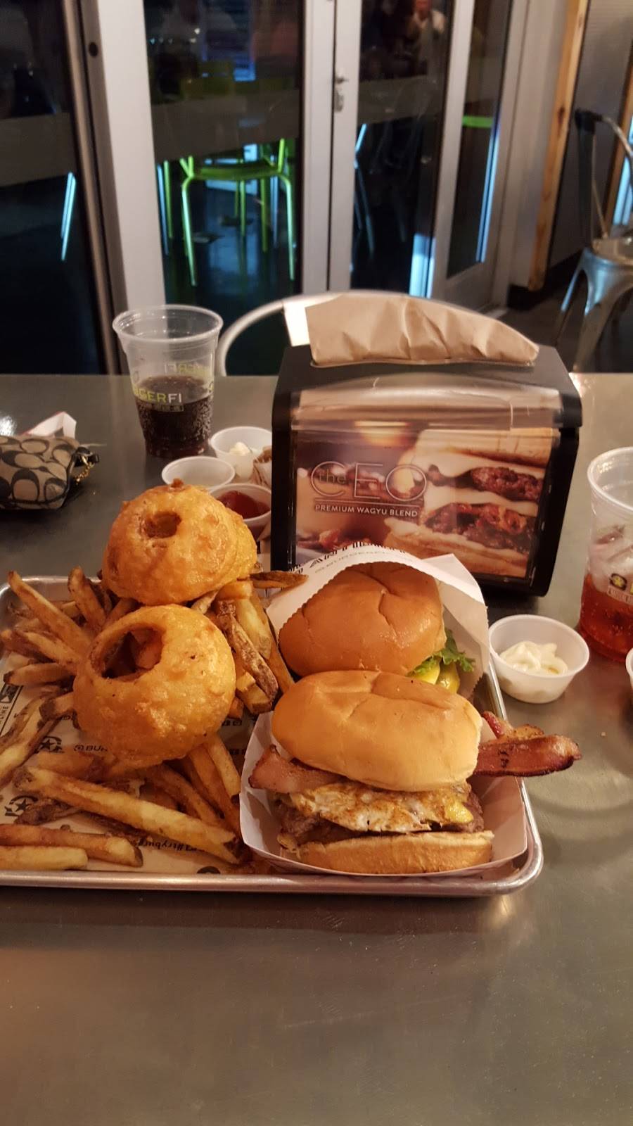 BurgerFi | restaurant | 3150 N Federal Hwy, Lighthouse Point, FL 33064, USA | 9549337120 OR +1 954-933-7120