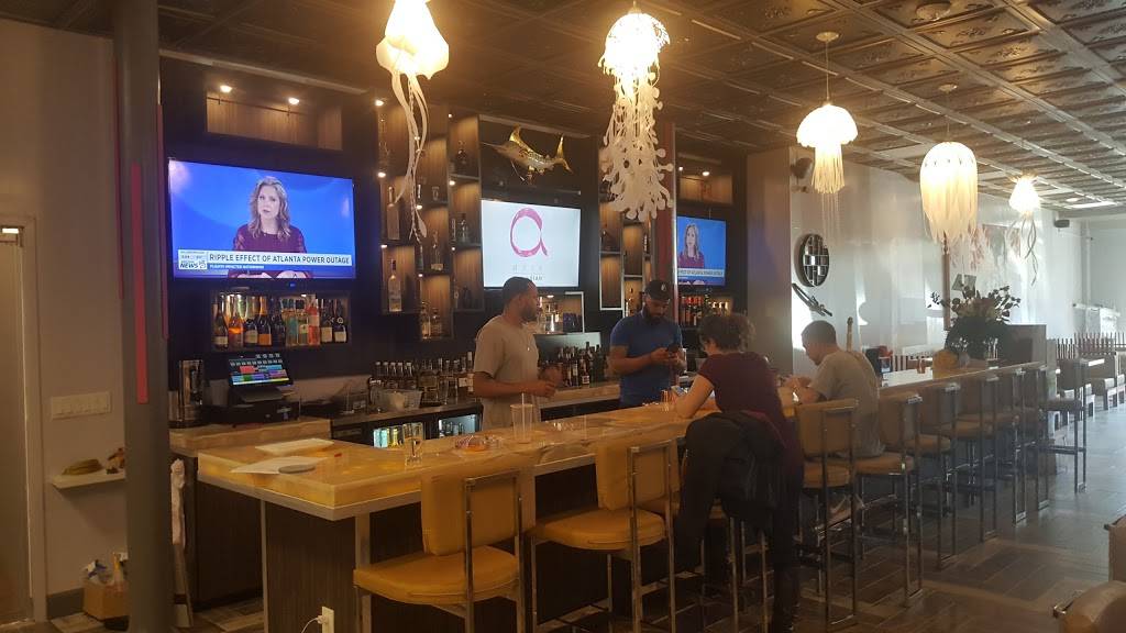 Luna Loca | night club | 437 Central Ave, St. Petersburg, FL 33701, USA | 7278984300 OR +1 727-898-4300