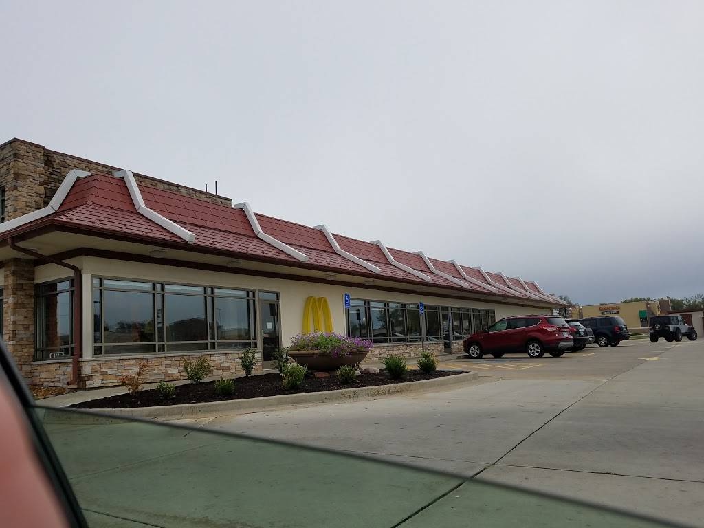 McDonalds | cafe | 606 S 130th St, Bonner Springs, KS 66012, USA | 9134227817 OR +1 913-422-7817