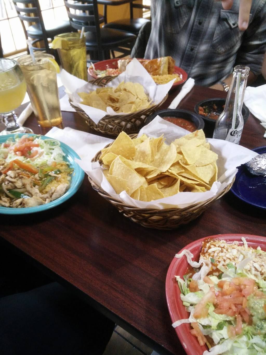 El Toro II | restaurant | 723 S Neil St, Champaign, IL 61820, USA | 2173787807 OR +1 217-378-7807