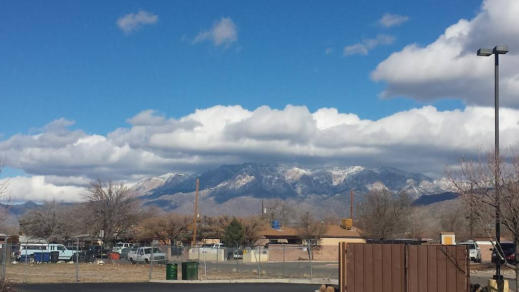 Del Taco | meal takeaway | 10015 Central Ave NE, Albuquerque, NM 87123, USA | 5052925188 OR +1 505-292-5188