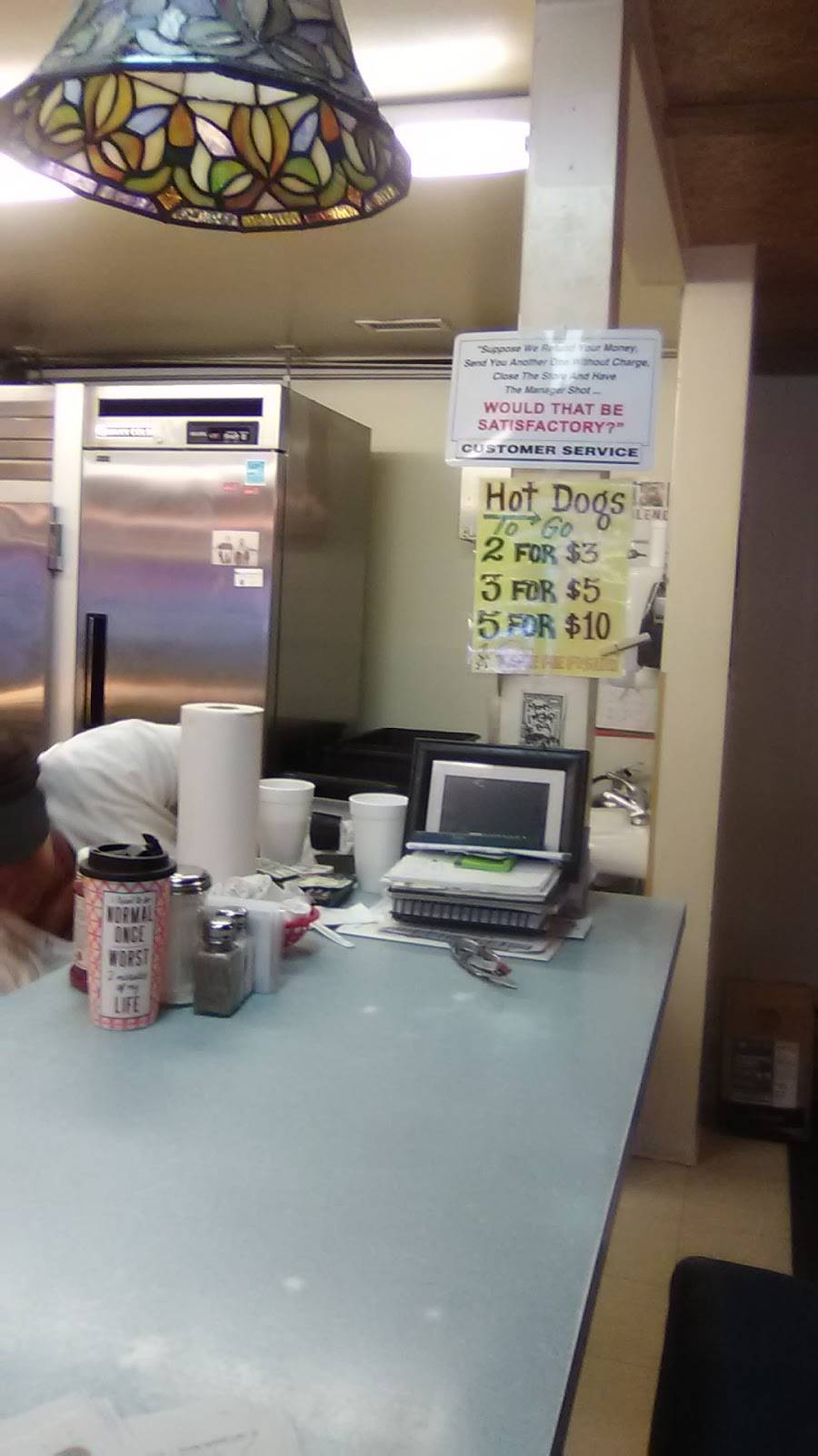 Wildlife Restaurant & Grill | restaurant | 4381 Fish Factory Rd SE, Southport, NC 28461, USA | 9104579953 OR +1 910-457-9953