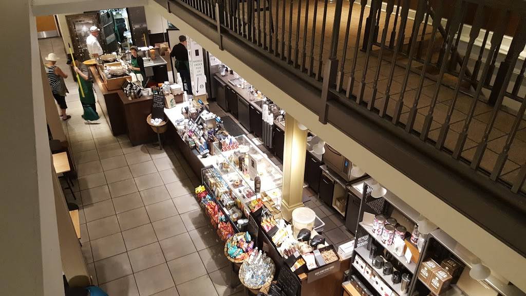 Starbucks | cafe | 239 King St, Charleston, SC 29401, USA | 8438058007 OR +1 843-805-8007