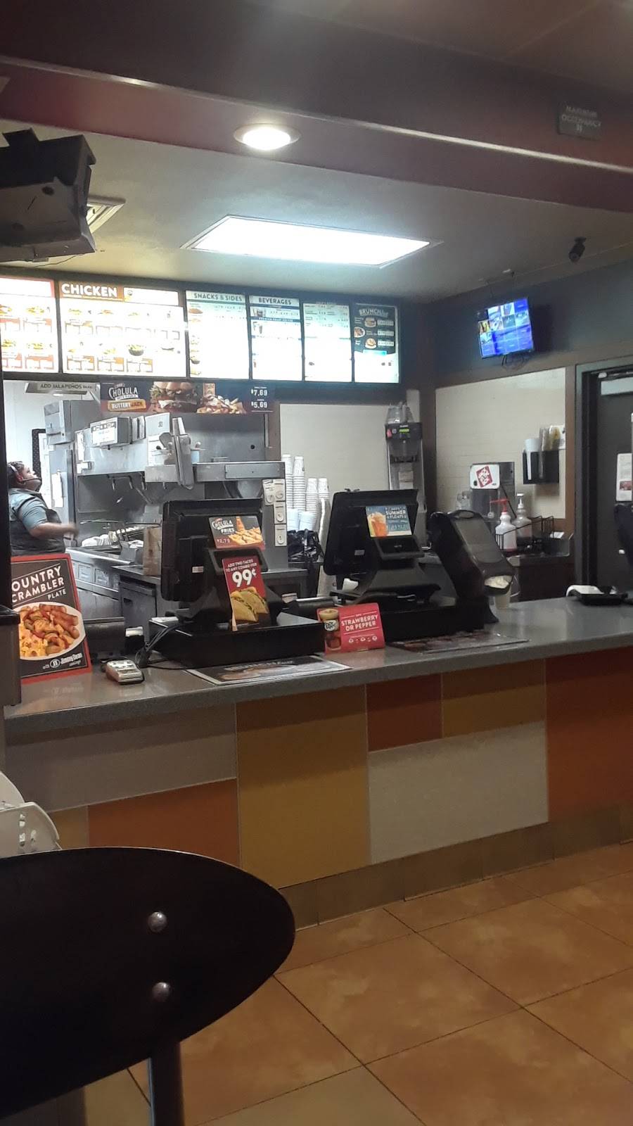 Jack in the Box | restaurant | 440 E Southern Ave, Mesa, AZ 85204, USA | 4809621938 OR +1 480-962-1938