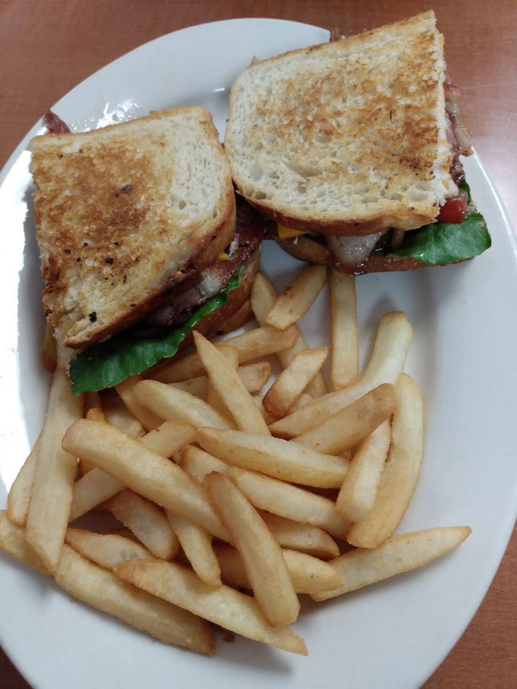 The Kitchen | restaurant | 700 E Houston St, Cleveland, TX 77327, USA | 8324805035 OR +1 832-480-5035