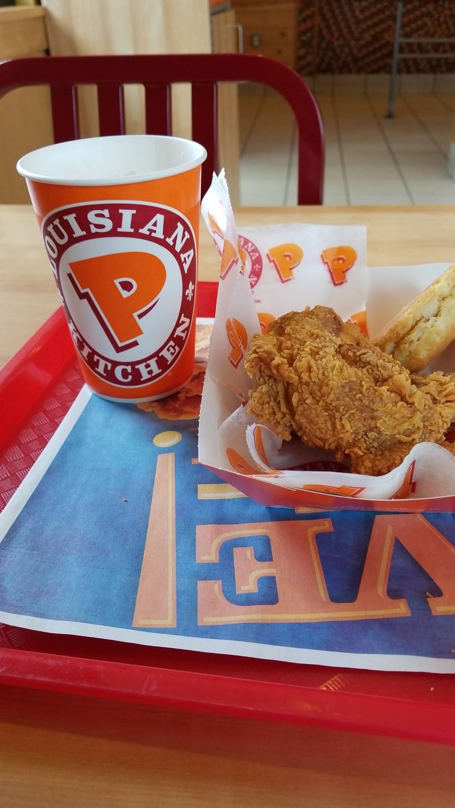 Popeyes Louisiana Kitchen | restaurant | 3238 Fowler St, Fort Myers, FL 33901, USA | 2392754222 OR +1 239-275-4222
