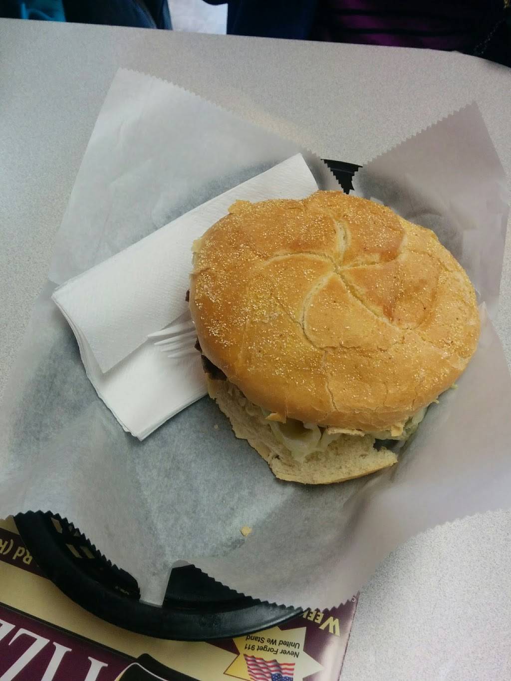 Euro Pizza | restaurant | 33 S Newtown Street Rd, Newtown Square, PA 19073, USA | 6103598899 OR +1 610-359-8899