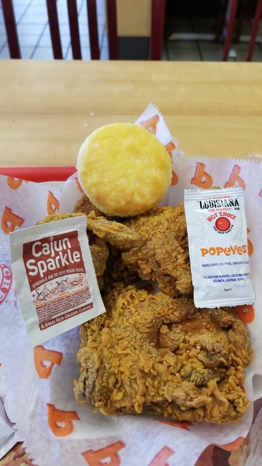 Popeyes Louisiana Kitchen | restaurant | 1619 W Baseline Rd, Guadalupe, AZ 85283, USA | 4808391577 OR +1 480-839-1577