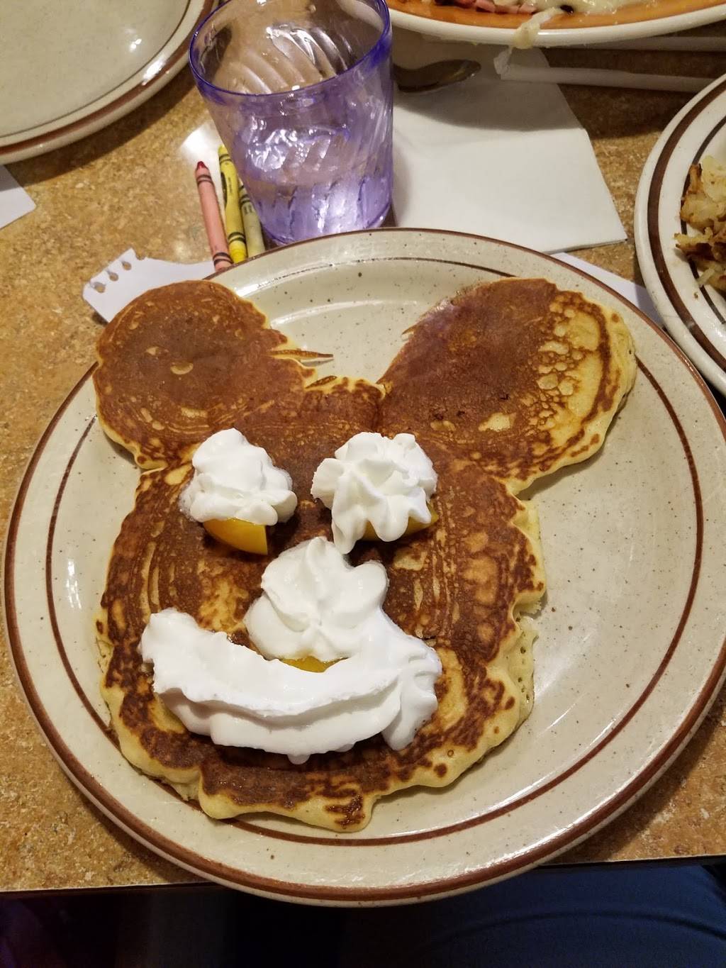 Country Charm Restaurant | restaurant | 2034, 101 Lincolnway Dr, New Lenox, IL 60451, USA | 8154853996 OR +1 815-485-3996