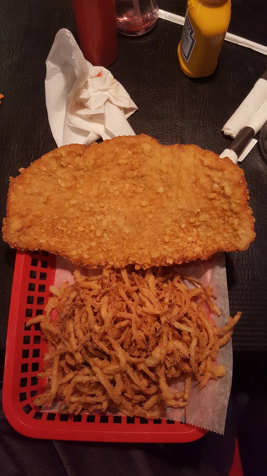 Rookies | restaurant | 112 E Knoxville St, Brimfield, IL 61517, USA | 3094421054 OR +1 309-442-1054