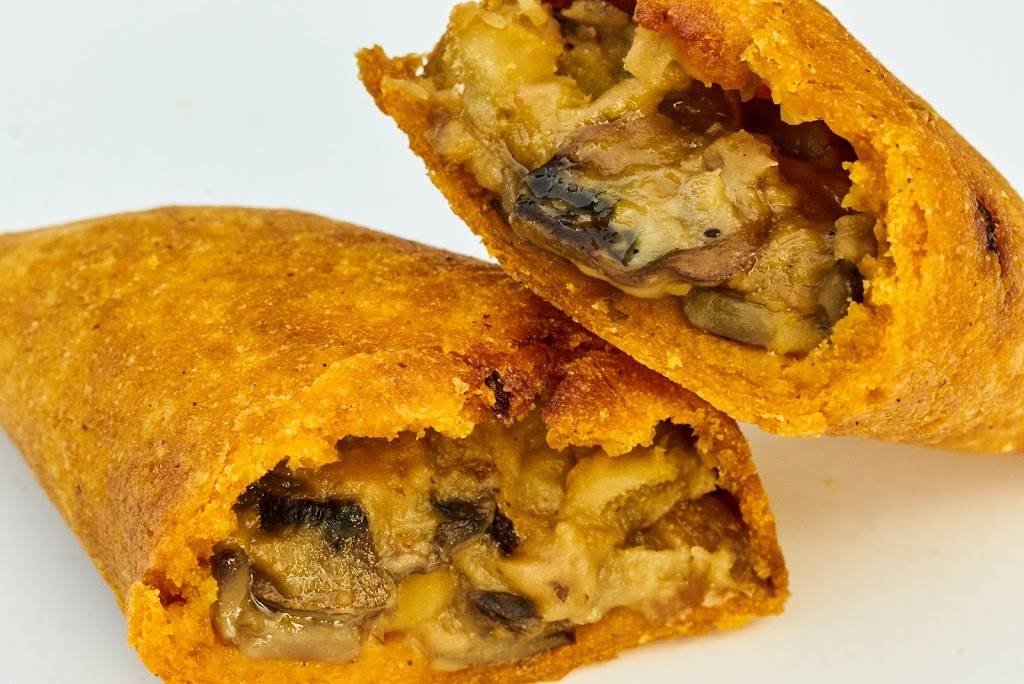 Medallón | restaurant | 5162 W Jefferson Blvd suite b, Los Angeles, CA 90016, USA | 7073228867 OR +1 707-322-8867