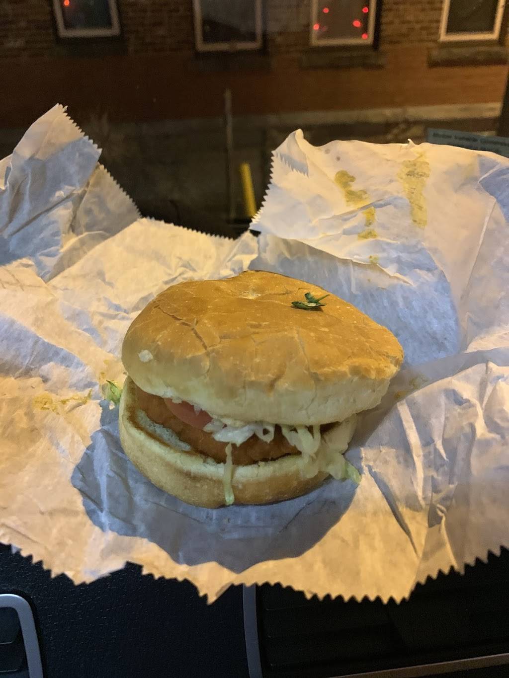 Big-N-Beefy | restaurant | 415 Broadway, Lawrence, MA 01841, USA | 9786879582 OR +1 978-687-9582