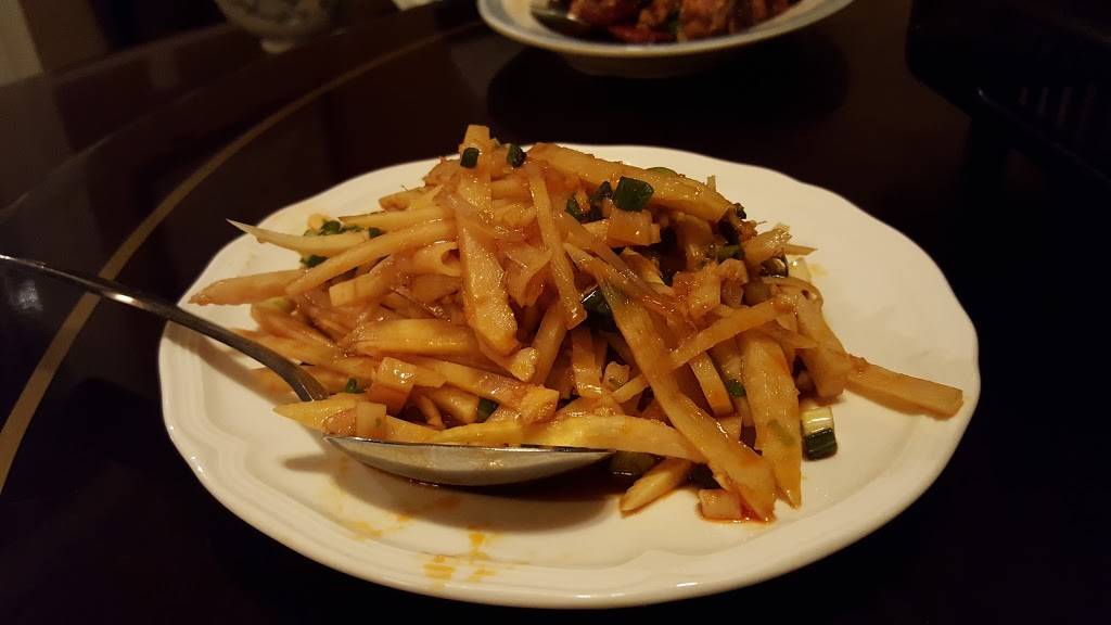 Jasmine Szechuan Chinese Cuisine and Tsubaki Sushi Bar | restaurant | 13825 English Villa Dr, Louisville, KY 40245, USA | 5022448896 OR +1 502-244-8896