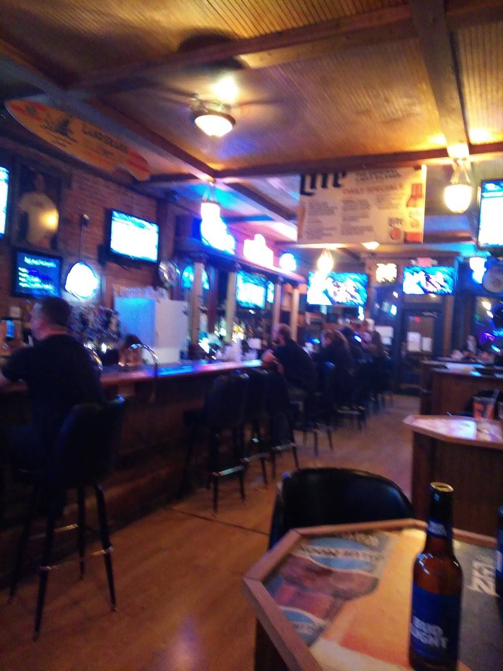 Olde Downtown Tavern | restaurant | 1005 16th St, Bedford, IN 47421, USA | 8126758546 OR +1 812-675-8546