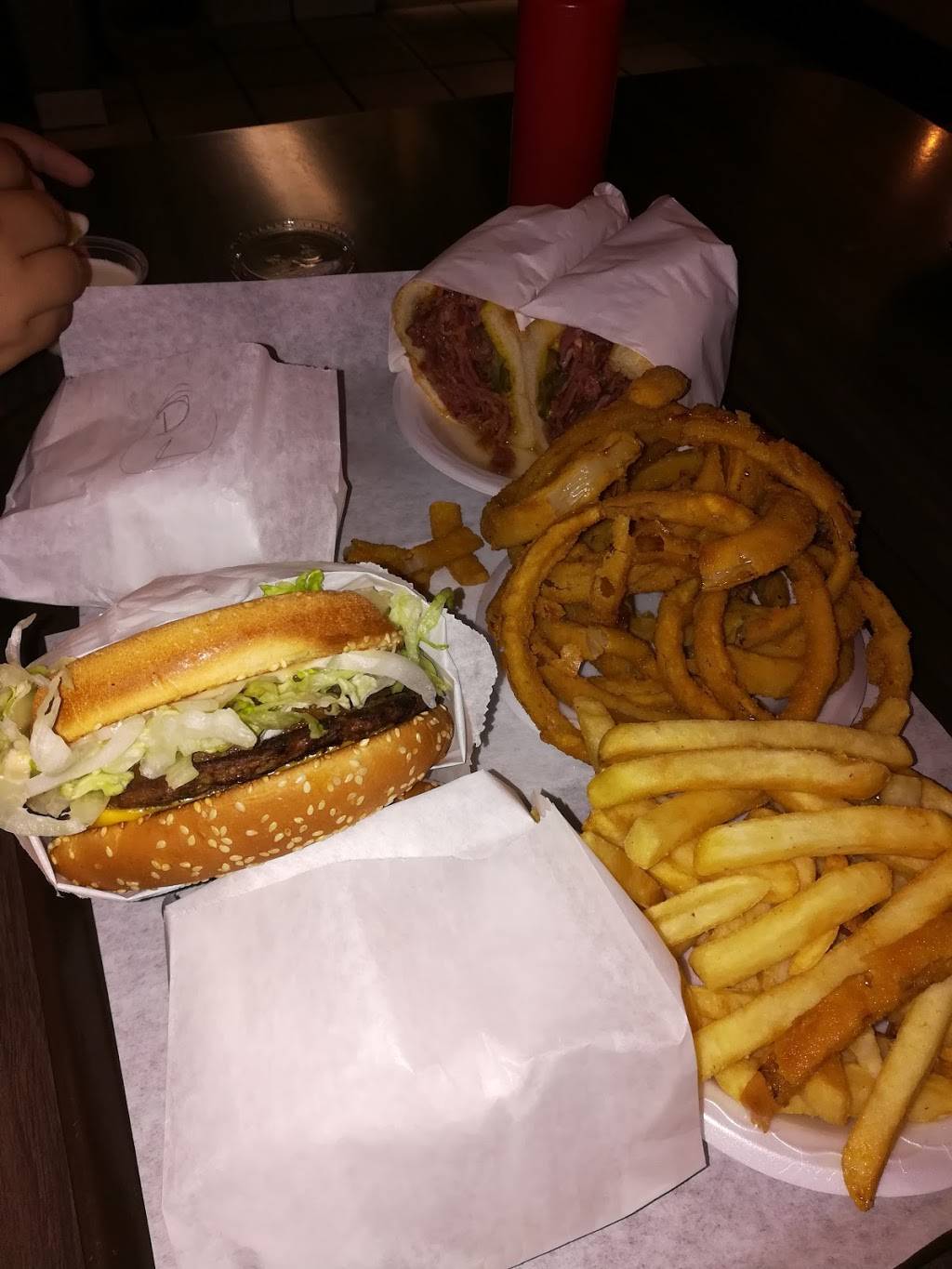 Douglas Drive In Restaurant | restaurant | 13475 Telegraph Rd, Whittier, CA 90605, USA | 5629440641 OR +1 562-944-0641