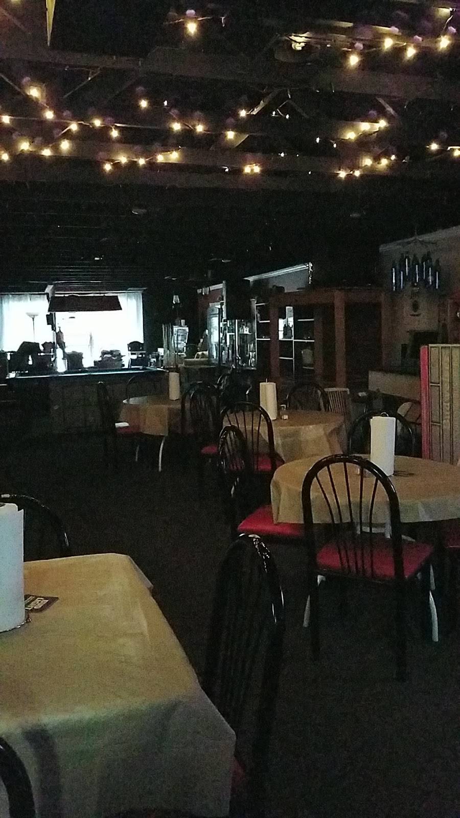 The Pickle Barrel General Store & Cafe | restaurant | 9945 County Rd 44, Leesburg, FL 34788, USA | 4074639629 OR +1 407-463-9629