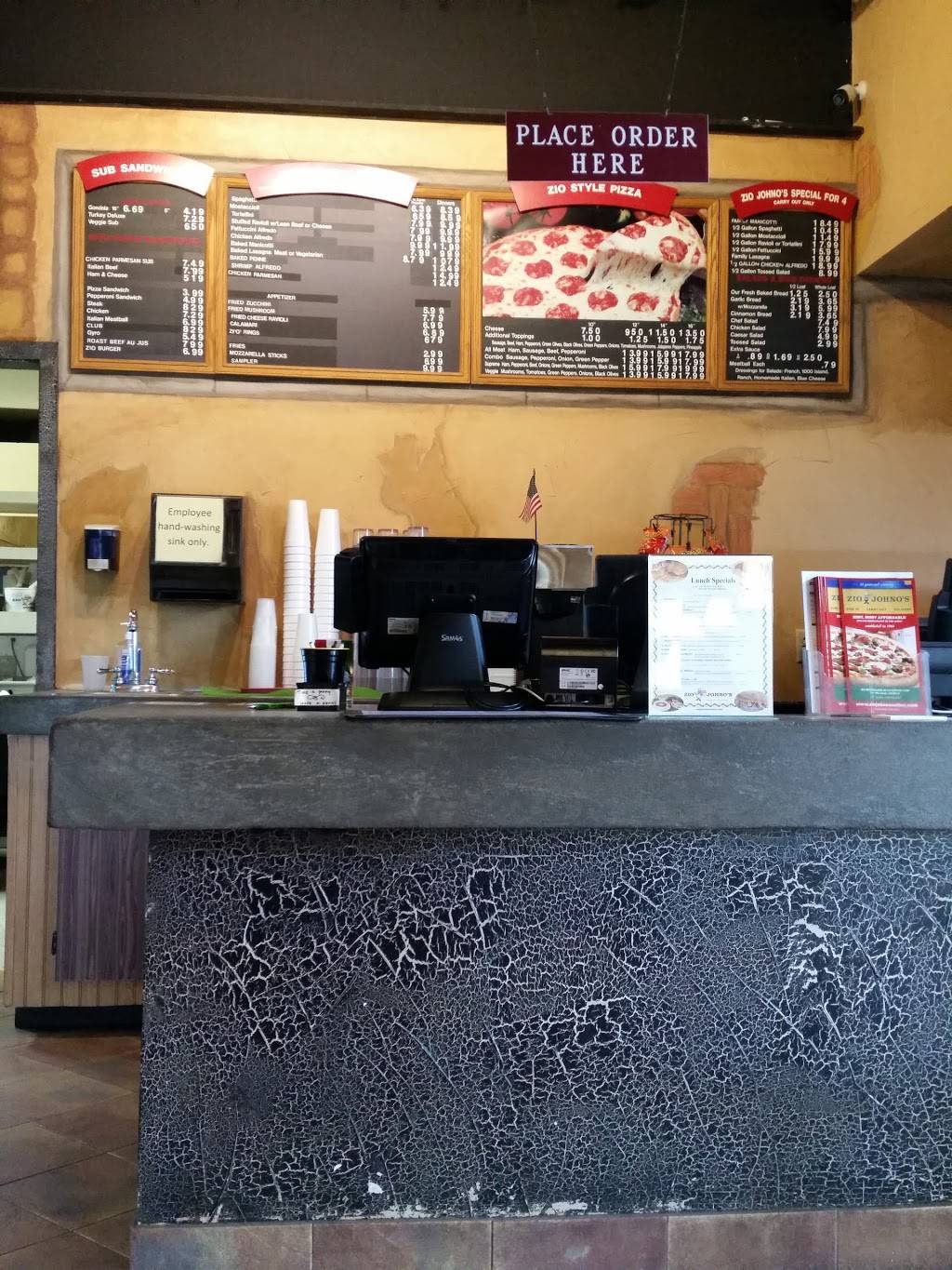 Zio Johnos - Iowa City | restaurant | 5614, 953 S Riverside Dr, Iowa City, IA 52246, USA | 3193580011 OR +1 319-358-0011