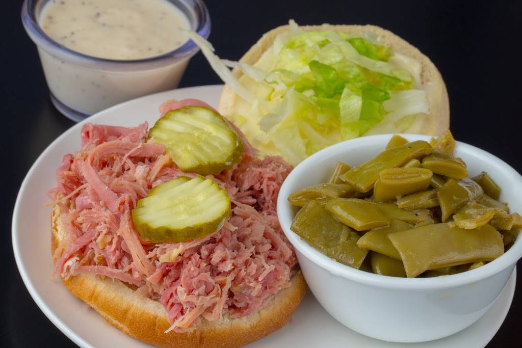 LawLers Barbecue | restaurant | 725 Beltline Rd SW, Decatur, AL 35601, USA | 2568221006 OR +1 256-822-1006