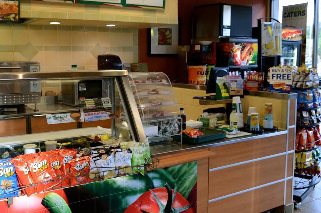 Subway Restaurants | restaurant | 476 Ignacio Blvd, Novato, CA 94949, USA | 4153820469 OR +1 415-382-0469