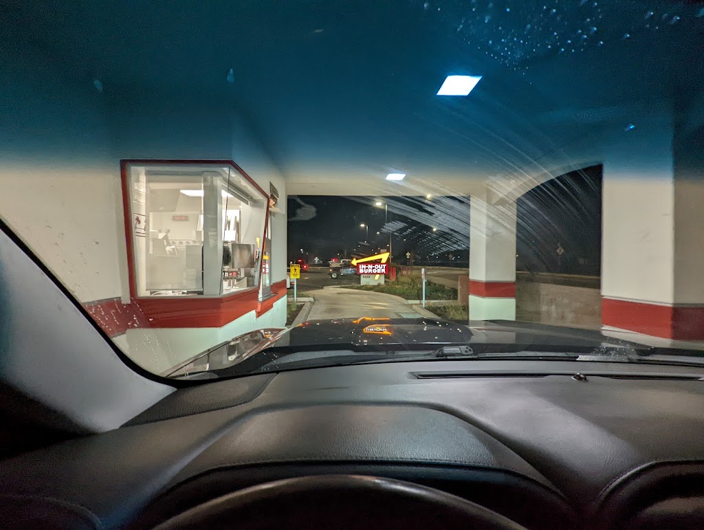In-N-Out Burger | restaurant | 5202 Pacific Ave, Stockton, CA 95207, USA | 8007861000 OR +1 800-786-1000