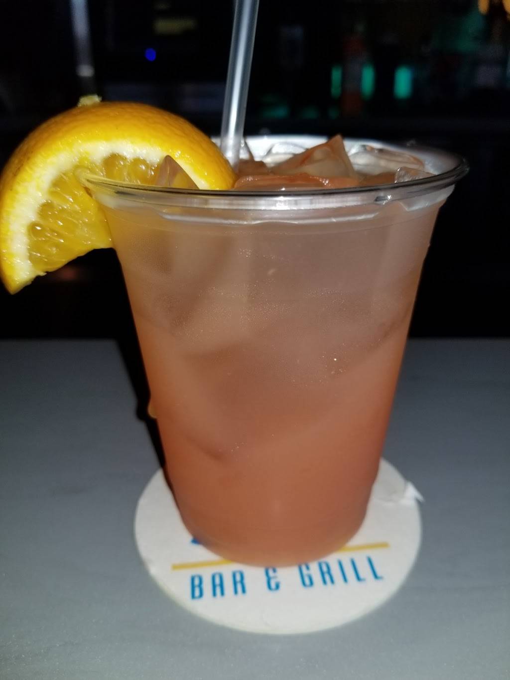 39 Poolside Bar & Grill | restaurant | 9700 Pointe Plaza Ave, Orlando, FL 32819, USA | 4079969700 OR +1 407-996-9700