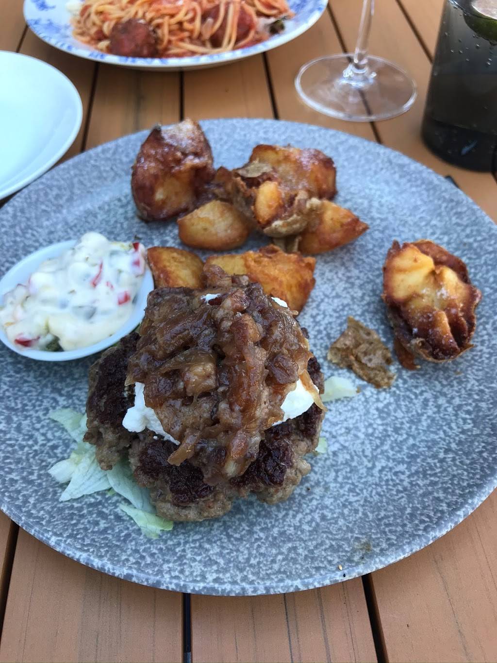 Giusto | restaurant | 4 Commercial Wharf, Newport, RI 02840, USA | 4013247400 OR +1 401-324-7400