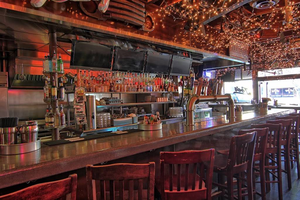 Joes Bar | restaurant | 124 W Commonwealth Ave, Fullerton, CA 92832, USA | 7148792600 OR +1 714-879-2600