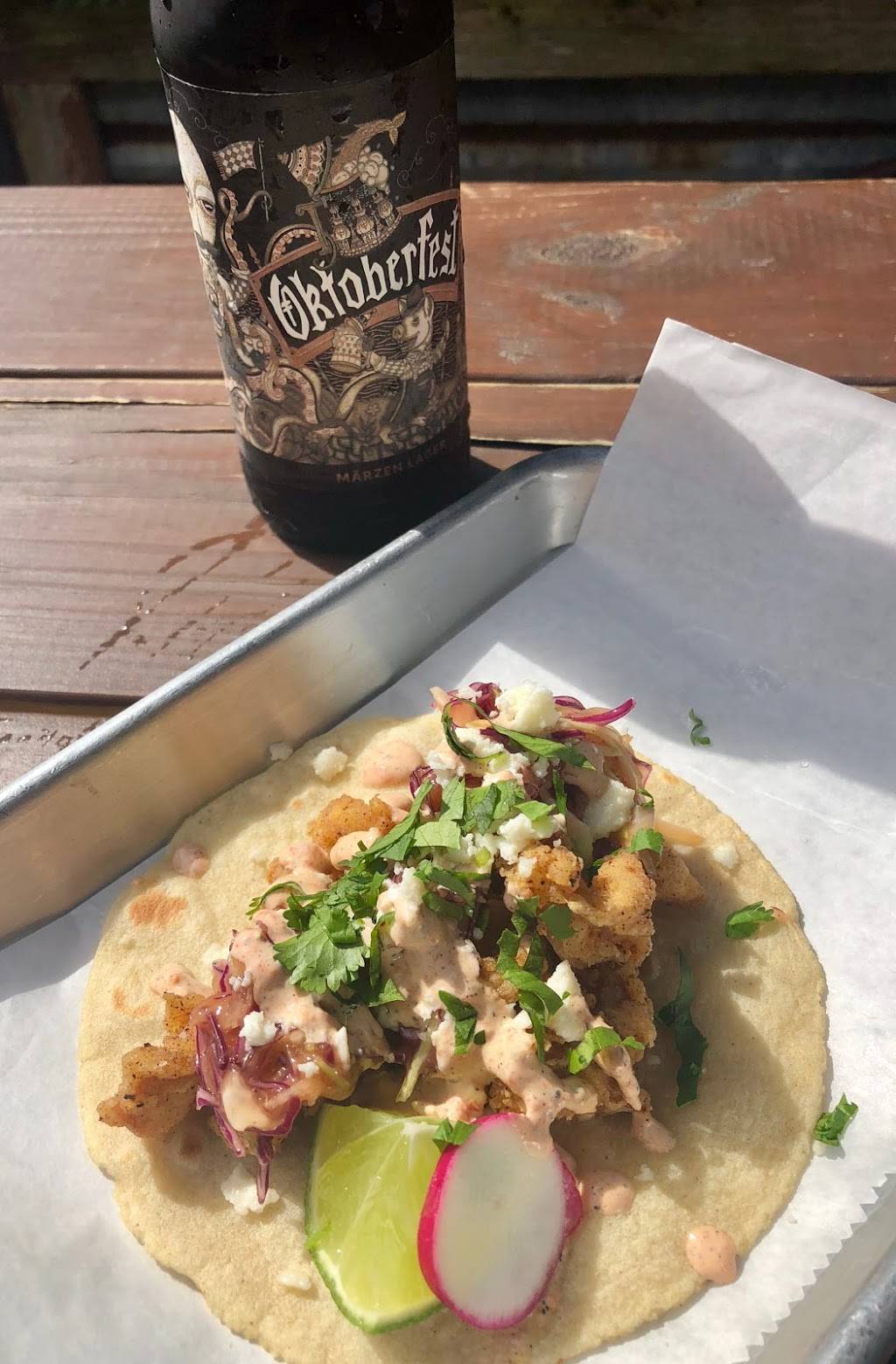 Casita Taqueria | restaurant | 2991 66th St N, St. Petersburg, FL 33710, USA | 7278005469 OR +1 727-800-5469