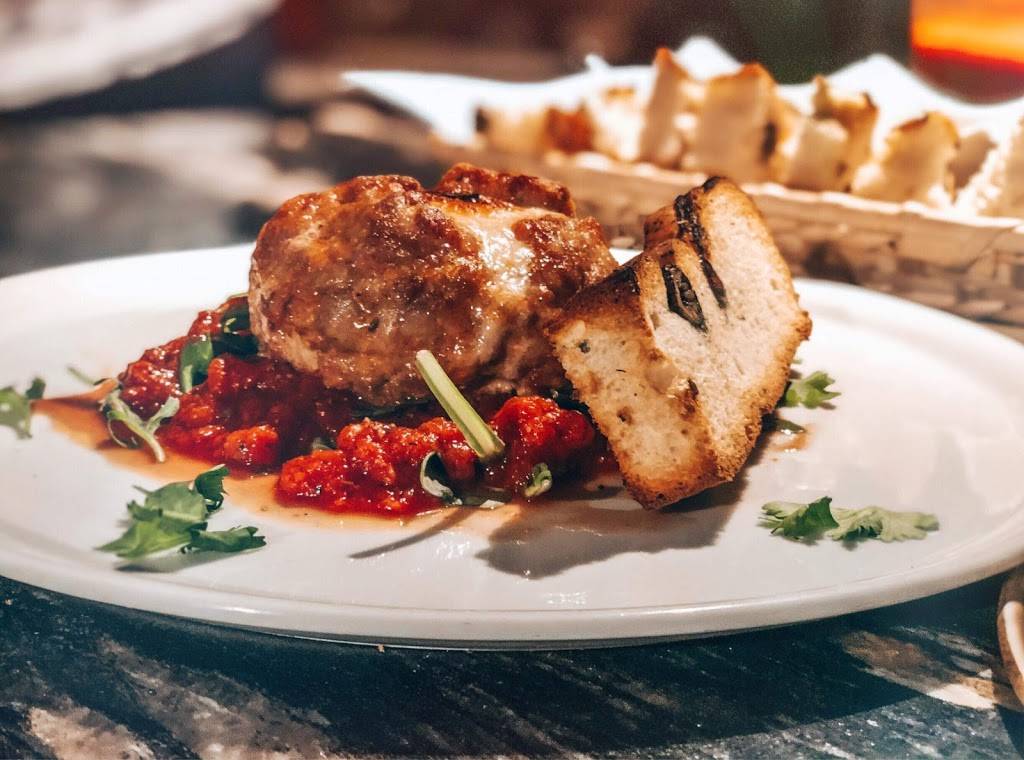 Abruzzo | restaurant | 2131 Rue Sainte-Catherine E, Montréal, QC H2K 2H9, Canada | 5146591887 OR +1 514-659-1887