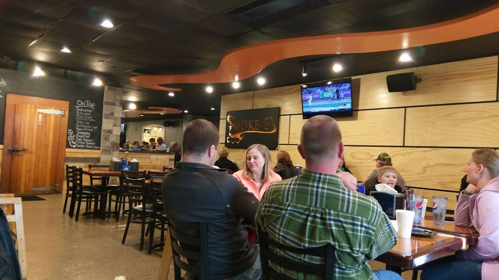 Smoke-Es Bar & Grill | restaurant | 403 Ottawa St, Kalida, OH 45853, USA | 4195323221 OR +1 419-532-3221