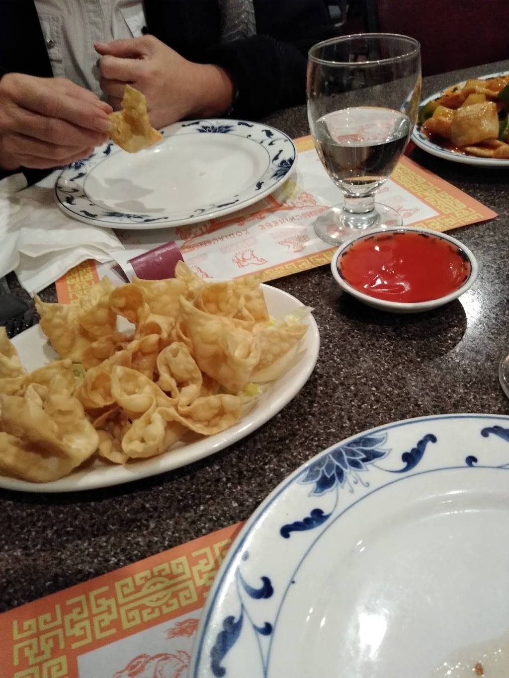 Pearl Express | restaurant | 3544 6200 S #106, Taylorsville, UT 84129, USA | 8019556272 OR +1 801-955-6272