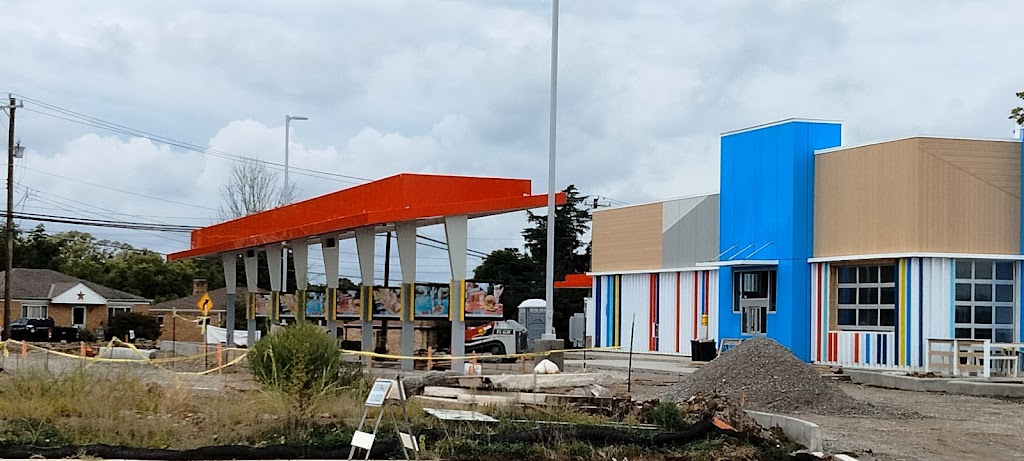 Sonic Drive-in | restaurant | 5749 Harrison Ave, Cincinnati, OH 45248, USA | 5135740765 OR +1 513-574-0765