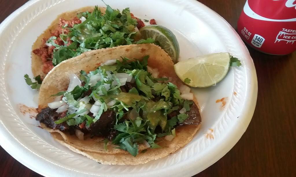 Cesar Tacos Y Gorditas | restaurant | 1106 W Davis St, Dallas, TX 75208, USA | 2149434683 OR +1 214-943-4683