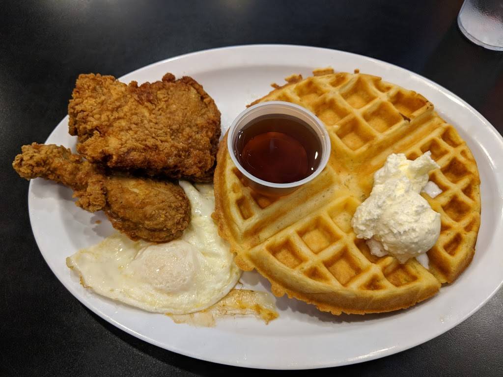 Lumpys Diner | restaurant | 615 Railroad Ave, Pittsburg, CA 94565, USA | 9254393911 OR +1 925-439-3911