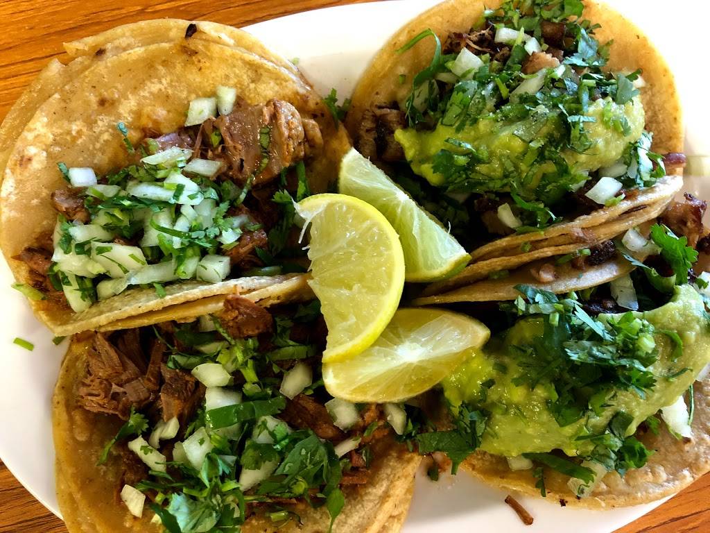Gueros Taco Shop | restaurant | 2709 Imperial Ave, San Diego, CA 92102, USA | 6192555234 OR +1 619-255-5234